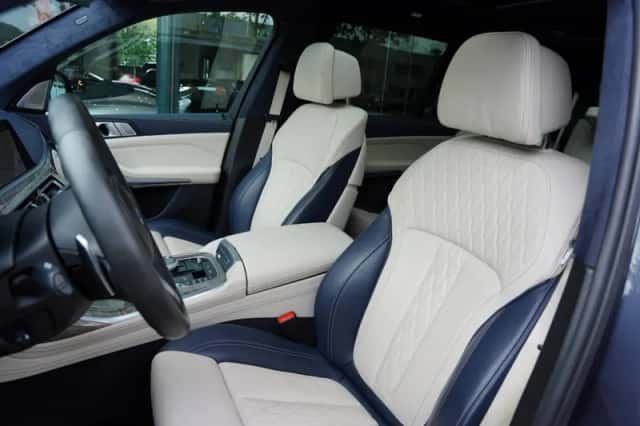 BMW X7 (2019) thumbnail 6