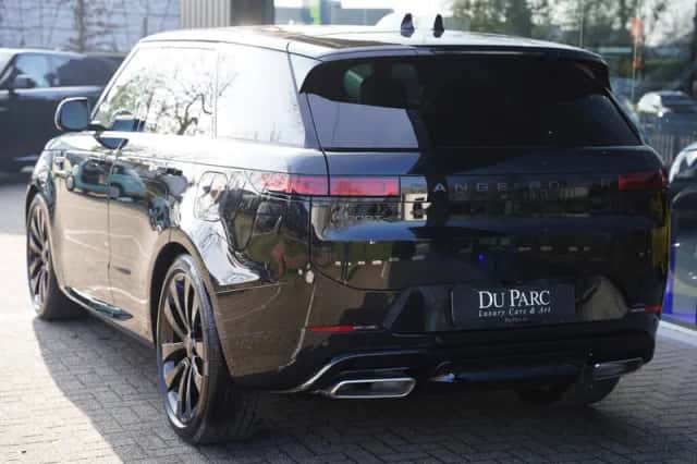 Land Rover Range Rover Sport (2026) thumbnail 3