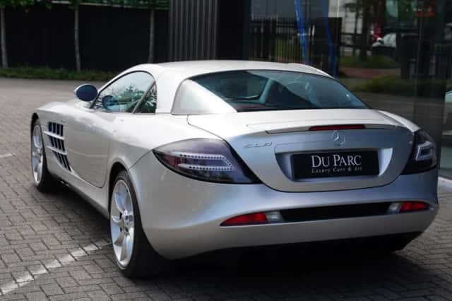 Mercedes-Benz SLR (2005) thumbnail 4