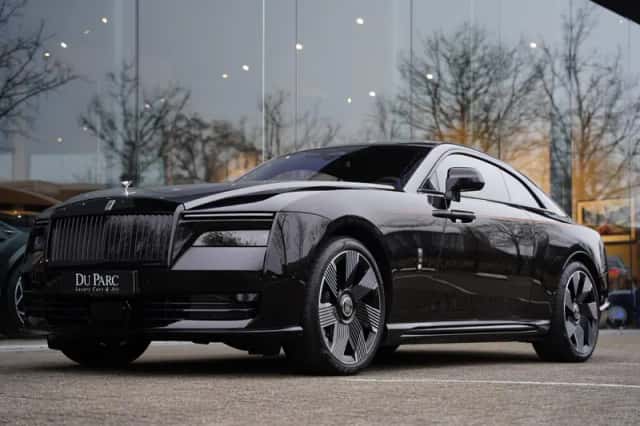 Rolls-Royce Spectre (2025) thumbnail 1