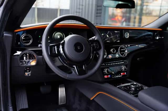Rolls-Royce Spectre (2025) thumbnail 5
