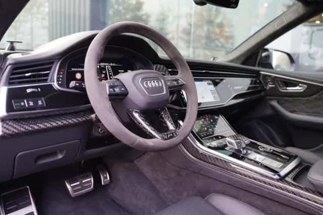 Audi RS Q8 (2022) thumbnail 4