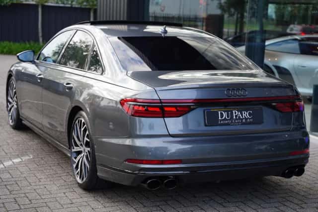 Audi S8 (2022) thumbnail 3