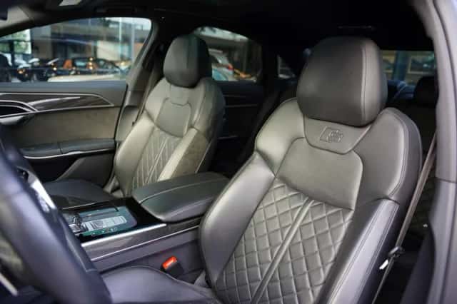 Audi S8 (2022) thumbnail 6