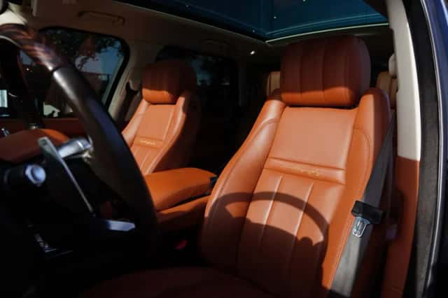 Land Rover Range Rover (2016) thumbnail 6