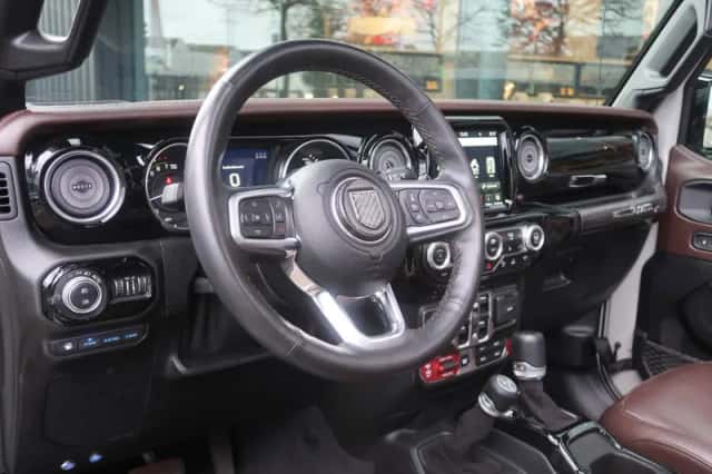 Jeep Wrangler (2021) thumbnail 5