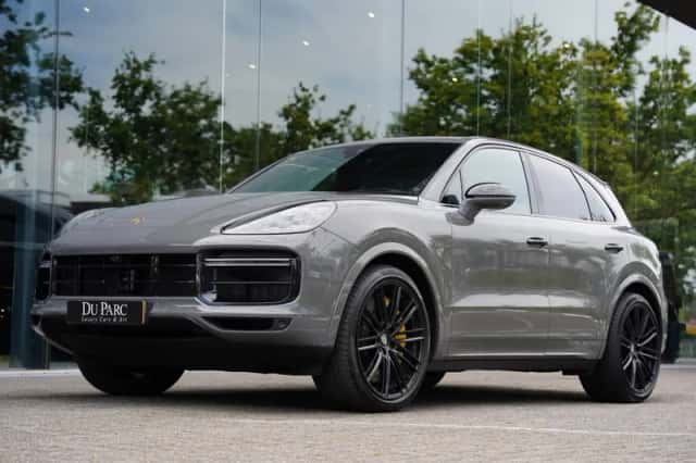 Porsche Cayenne (2021) thumbnail 1