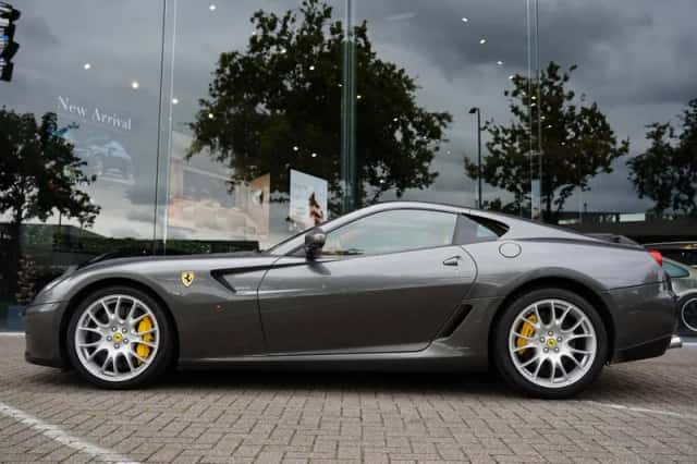 Ferrari 599 (2006) thumbnail 2