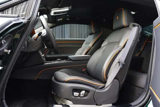 Rolls-Royce Spectre (2024) thumbnail 6
