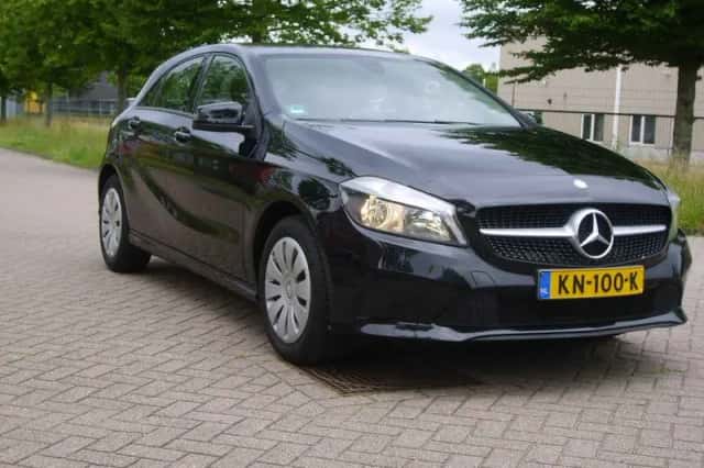Mercedes-Benz A-Klasse (2016) thumbnail 3