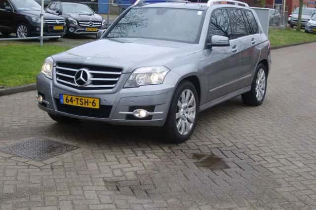 Mercedes-Benz GLK-Klasse (2012) thumbnail 1