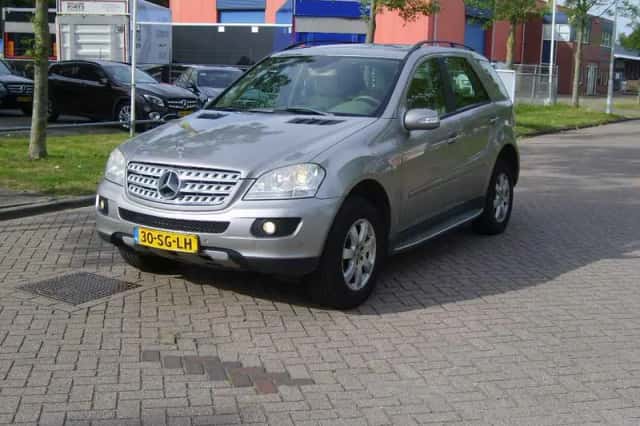 Mercedes-Benz M-Klasse (2006) thumbnail 1