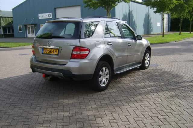 Mercedes-Benz M-Klasse (2006) thumbnail 5