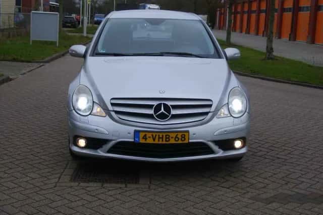 Mercedes-Benz R-Klasse (2010) thumbnail 2