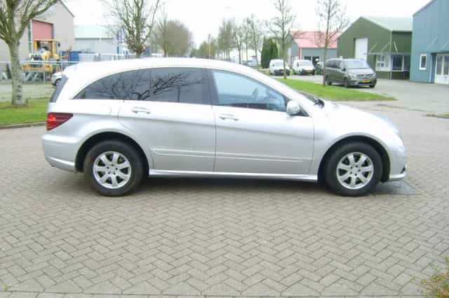 Mercedes-Benz R-Klasse (2010) thumbnail 4
