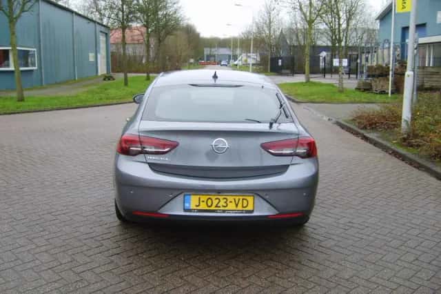 Opel Insignia (2020) thumbnail 6