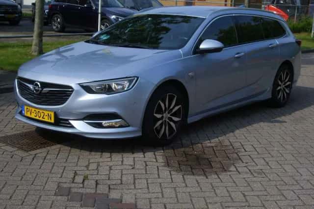 Opel Insignia (2017) thumbnail 1