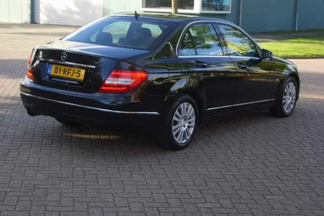 Mercedes-Benz C-Klasse (2011) thumbnail 5