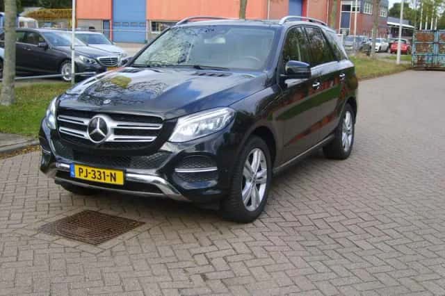 Mercedes-Benz GLE-Klasse (2017) thumbnail 1