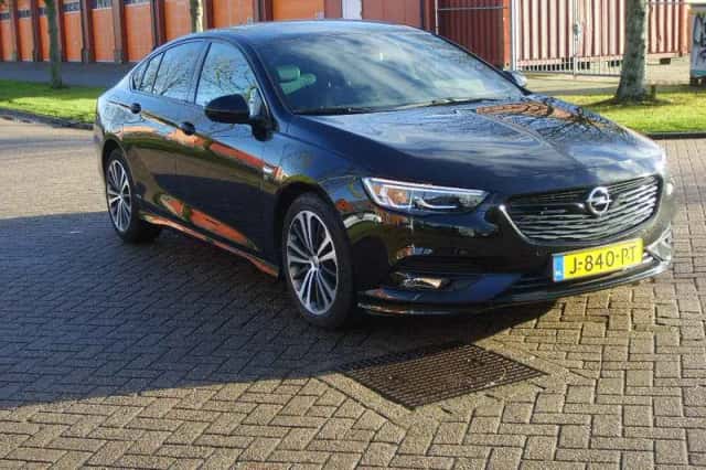 Opel Insignia (2020) thumbnail 3
