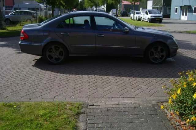 Mercedes-Benz E-Klasse (2008) thumbnail 4