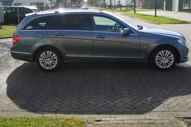 Mercedes-Benz C-Klasse (2011) thumbnail 4
