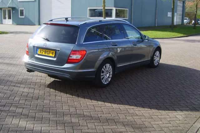Mercedes-Benz C-Klasse (2011) thumbnail 5