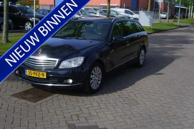 Mercedes-Benz C-Klasse (2011) thumbnail 1
