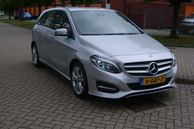 Mercedes-Benz B-Klasse (2018) thumbnail 3