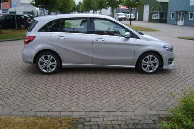 Mercedes-Benz B-Klasse (2018) thumbnail 4