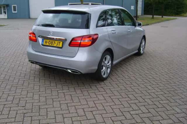 Mercedes-Benz B-Klasse (2018) thumbnail 5