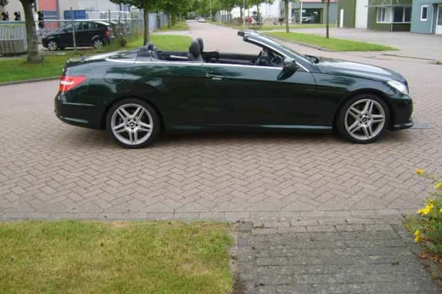 Mercedes-Benz E-Klasse (2012) thumbnail 4