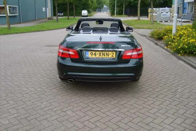 Mercedes-Benz E-Klasse (2012) thumbnail 6