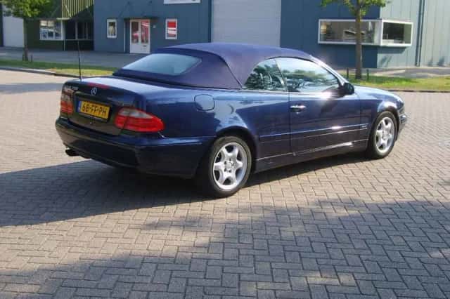 Mercedes-Benz CLK-Klasse (2000) thumbnail 5
