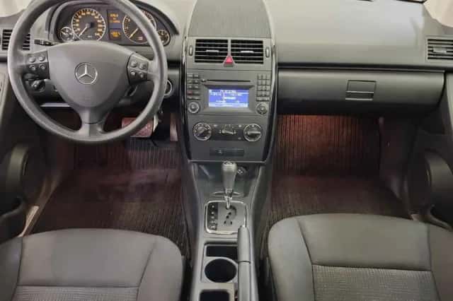 Mercedes-Benz A-Klasse (2010) thumbnail 5