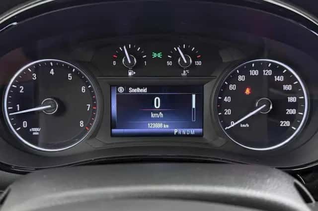 Opel Mokka (2018) thumbnail 6