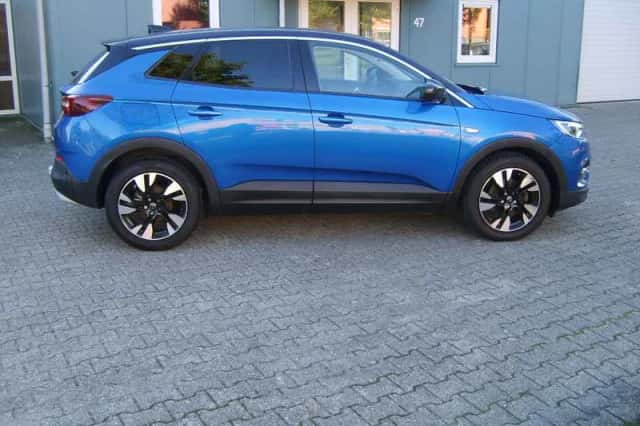 Opel Grandland (2021) thumbnail 4