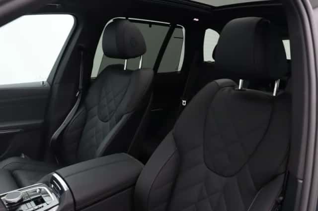 BMW X5 (2026) thumbnail 5