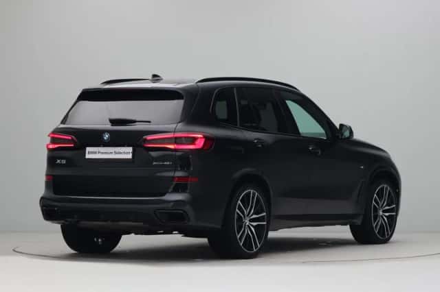 BMW X5 (2021) thumbnail 5