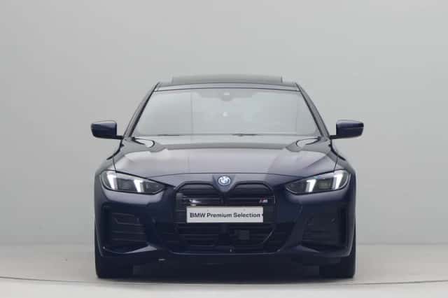 BMW i4 (2025) thumbnail 2