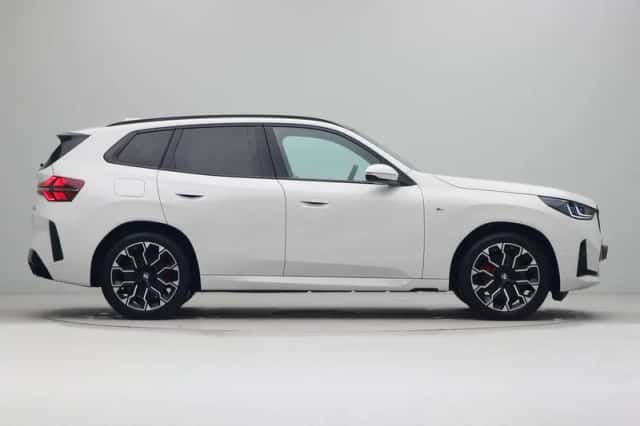 BMW X3 (2026) thumbnail 4
