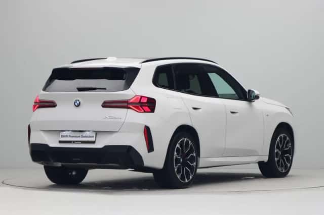 BMW X3 (2026) thumbnail 5