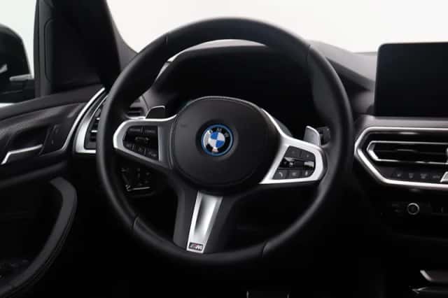 BMW X3 (2023) thumbnail 2