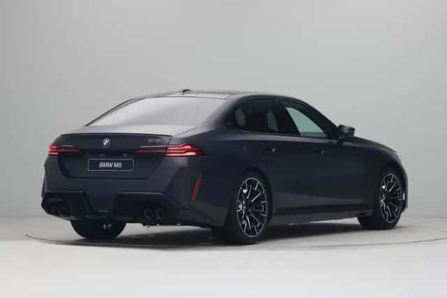 BMW M5 (2026) thumbnail 5