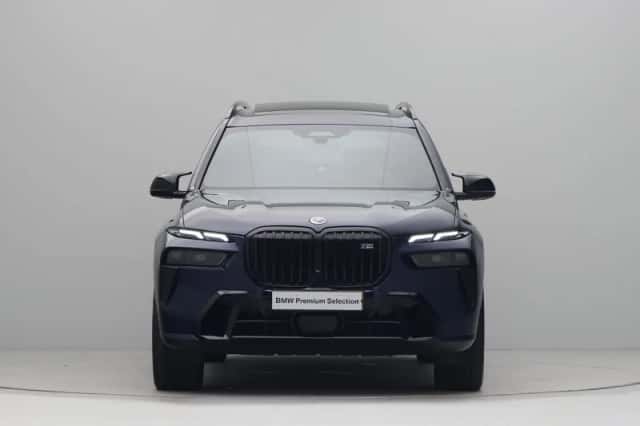 BMW X7 (2022) thumbnail 6