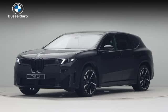 BMW iX3 (2026) thumbnail 1
