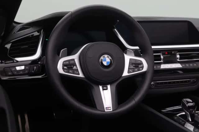 BMW Z4 (2025) thumbnail 3