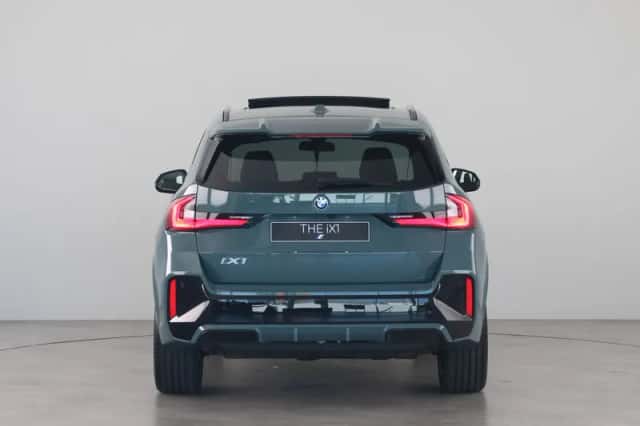 BMW iX1 (2026) thumbnail 6