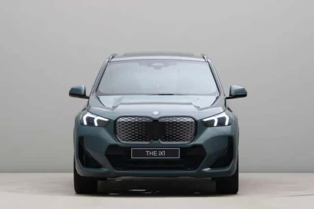 BMW iX1 (2026) thumbnail 6