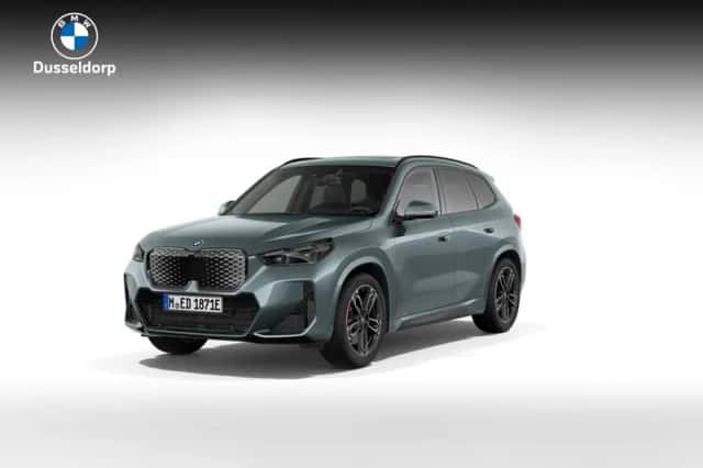 BMW iX1 (2026) thumbnail 1